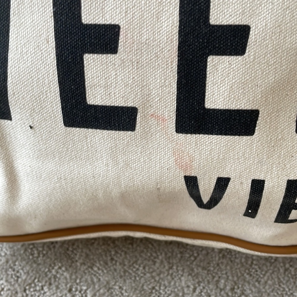 Weekend Vibes Tote - Picture 3 of 5